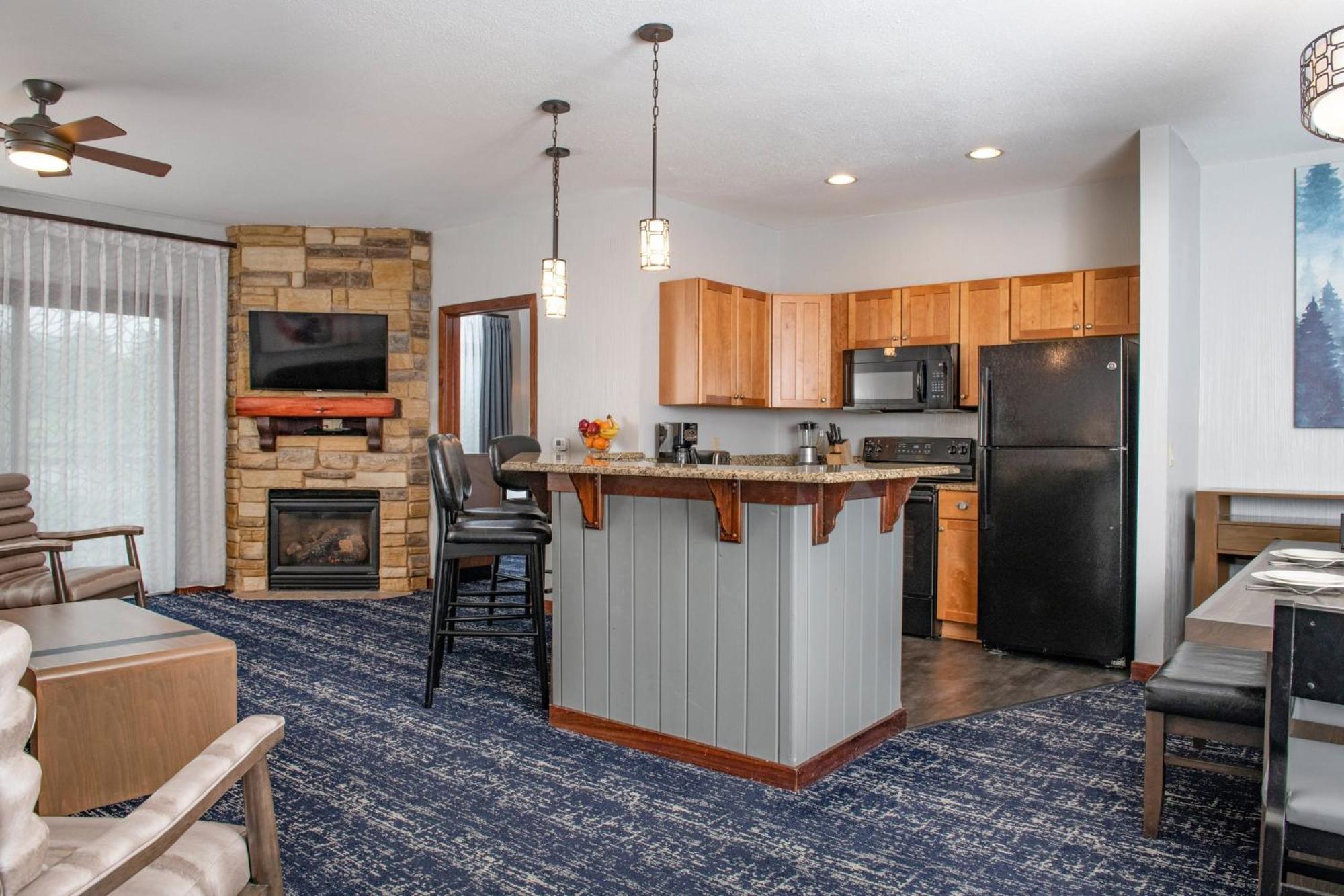 Resort Club Wyndham Glacier Canyon 3*