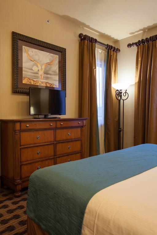 Resort Club Wyndham Glacier Canyon Wisconsin Dells