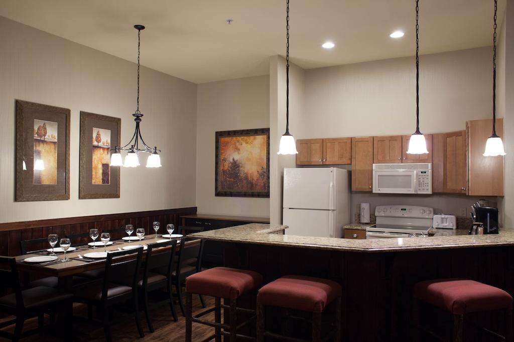Resort Club Wyndham Glacier Canyon 3*