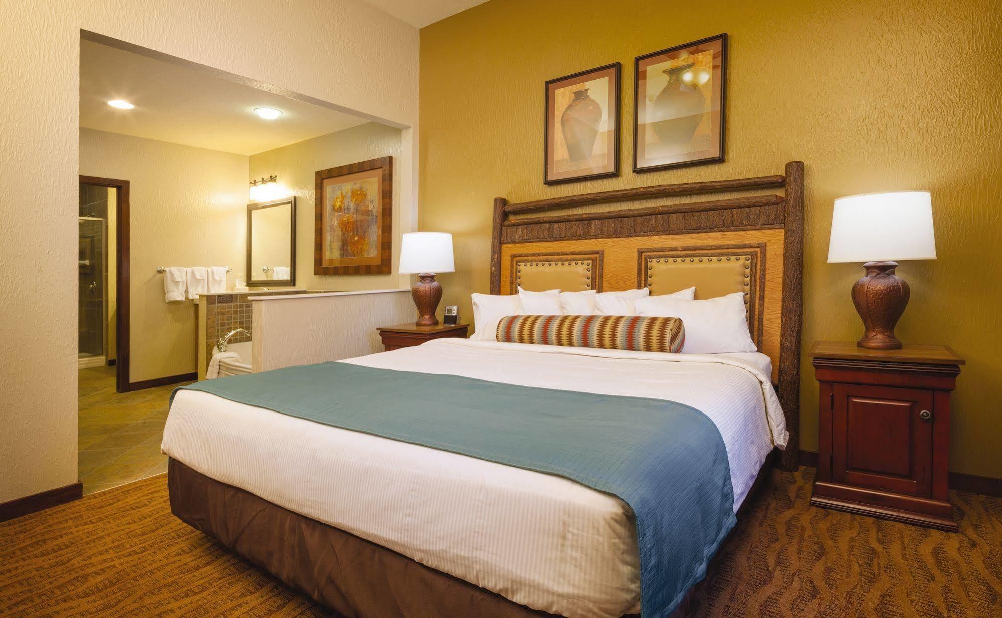 Resort Club Wyndham Glacier Canyon 3*