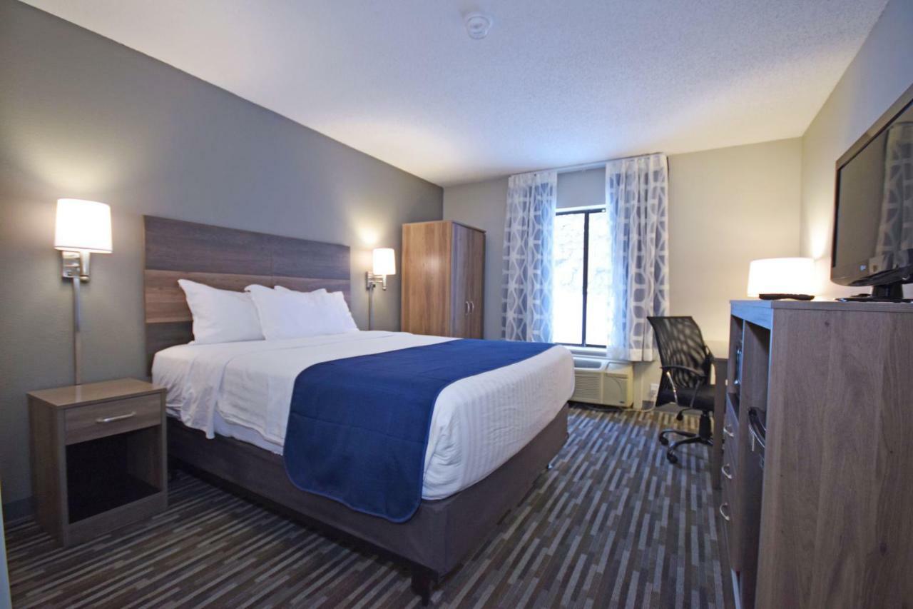 Hotel Days & By Wyndham 2*