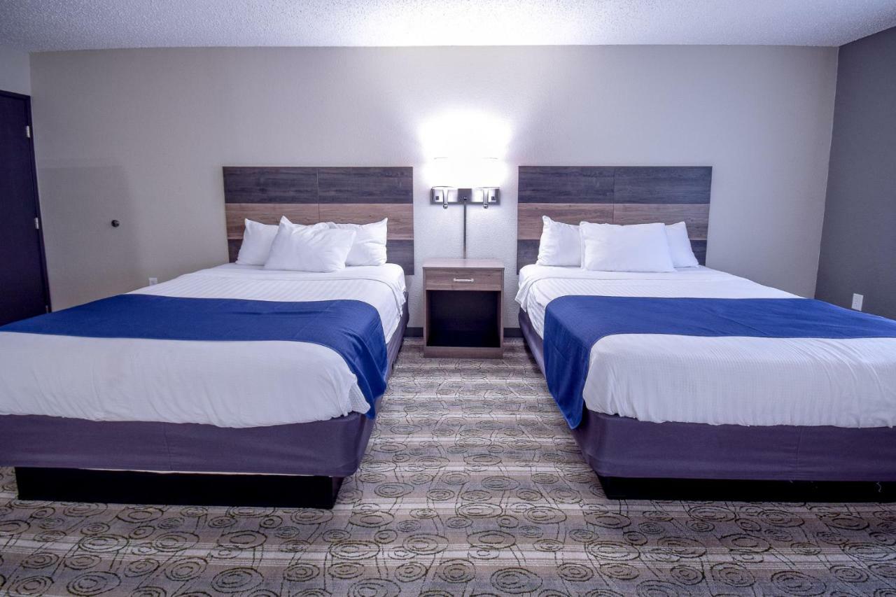 Hotel Days & By Wyndham Wisconsin Dells