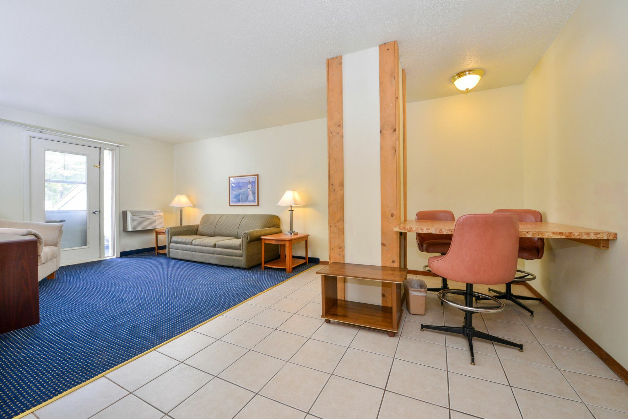 Hotel Days & By Wyndham
