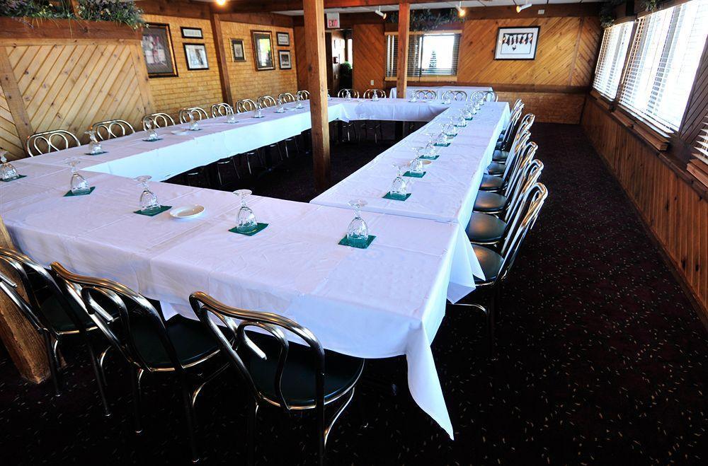 The Wisconsin & Conference Center Hotel 3*